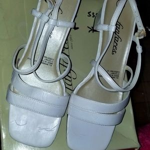 Fan Fares Charlie 12 Women SZ:7 White Dress Heels (READ DESCRIPTION)